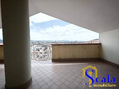 Foto Attico in via gobetti, Macerata Campania Centro di 80 m² con 3 locali