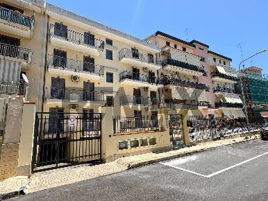 Foto Appartamento in VIA SCIASCIA 14, Floridia di 96 m² con 3 locali