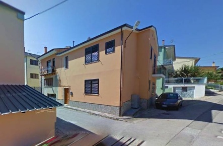 Foto Appartamento in Via I° Maggio 48, Castel Baronia di 100 m² in vendita