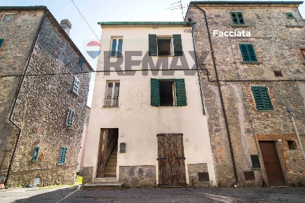 Foto Appartamento in PIAZZA ROMA 4, Roccastrada Piloni di 104 m² in vendita