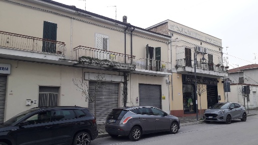 Foto Appartamento in Corso 1°Maggio, Scafa Centro di 100 m² con 3 locali