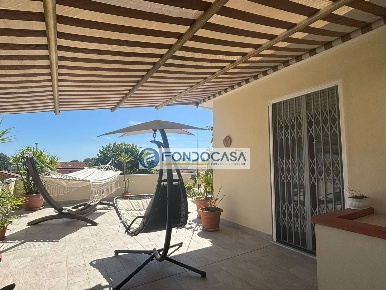 Foto Attico in Via A. Menconi, Carrara Avenza di 130 m² con 3 locali