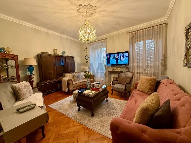 Foto Appartamento in Via Ugo Foscolo 37, Trieste di 90 m² con 3 locali