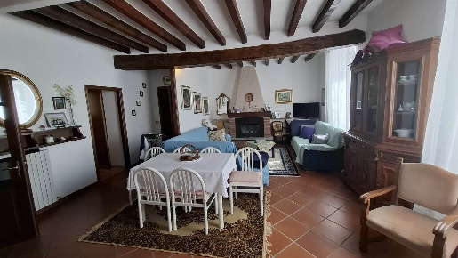 Foto Case semi ndipendenti in Via Mameli, Rivergaro Fabbiano di 230 m²