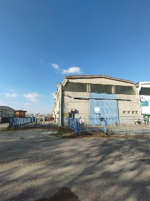 Foto Capannone industriale a Casalpusterlengo di 528 m² in vendita
