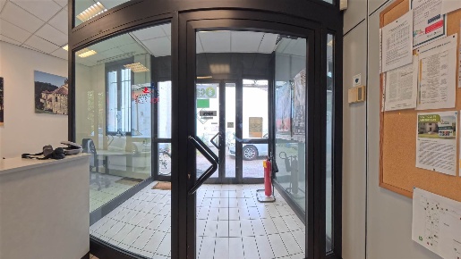 Foto Ufficio a Lodi Centro Storico di 500 m² con 10 locali in affitto
