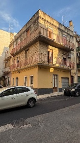 Foto Casa indipendente in VIA IMERA, Lentini di 235 m² con 14 locali