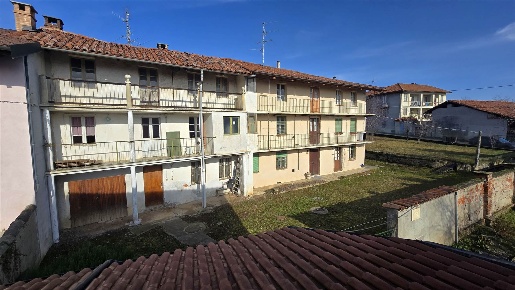 Foto Case semi ndipendenti in Strada Masserano Calaria 109, Biella