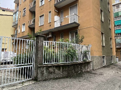 Foto Appartamento in Via Ambrogio Binda 3, Milano Barona di 60 m²