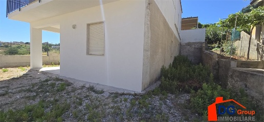 Foto Case semi ndipendenti a Alcamo Alcamo Marina di 600 m² con 4 locali