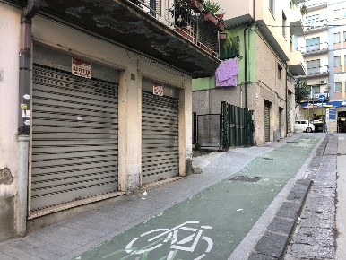 Foto Negozio in Via COSENZA VIA TANCREDI 33, Cosenza Centro di 23 m²