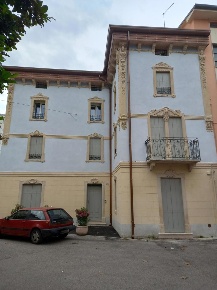 Foto Appartamento in Via Pinaroli 23, Verona Ponte Crencano di 45 m²