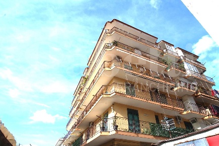 Foto Appartamento in Via Don Cesare Errichiello 21, Arzano di 87 m²