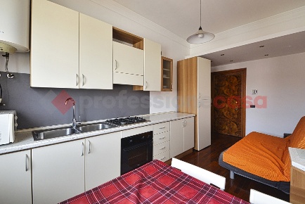 Foto Appartamento in Via Calizzano 5, Milano Comasina di 48 m² con 2 locali