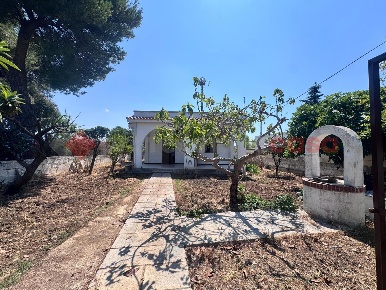 Foto Villa unifamiliare in Viale DEI VASAI SNC, Pulsano di 40 m² in vendita