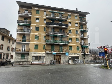 Foto Appartamento in Via Roma 140, Ronco Scrivia Centro di 75 m² in vendita