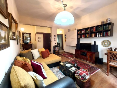 Foto Appartamento in Via RAGAZZI DL 99 21, Portici di 90 m² con 3 locali