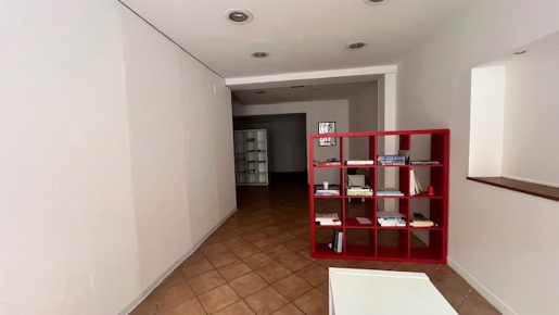 Foto Negozio in Corso Garibaldi 19, Civita Castellana Centro di 75 m²