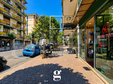 Foto Negozio in Via DELL'EPOMEO 8, Napoli Soccavo di 40 m² con 1 locali