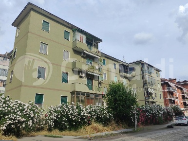 Foto Appartamento in Adua, Benevento Stazione Centrale di 70 m² in vendita