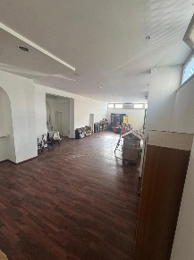 Foto Magazzino in Via Cinigiano 20, Roma Nuovo Salario di 160 m² in vendita