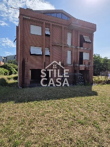 Foto Casa indipendente a Capannori Massa Macinaia - San Leonardo di 485 m²