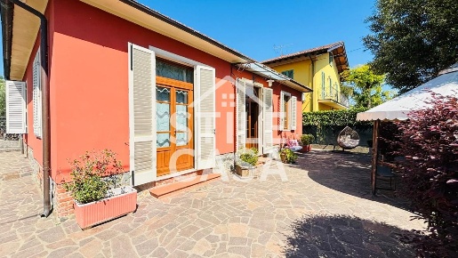 Foto Casa indipendente a Pescia Collodi, Ponte all'Abate, Monte a Pescia