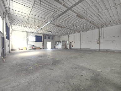 Foto Capannone industriale a Fucecchio Centro di 300 m² con 5 locali