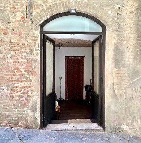 Foto Negozio a Siena Piazza del Campo - Duprè di 15 m² con 1 locali