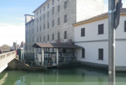 Foto Capannone industriale a Ivrea di 4074 m² con 1 locali in vendita