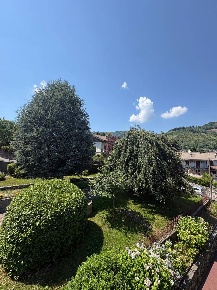 Foto Appartamento in Via Castello 11, Sormano Centro di 88 m² con 3 locali