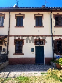 Foto Case semi ndipendenti in via pavia 11, Certosa di Pavia di 100 m²