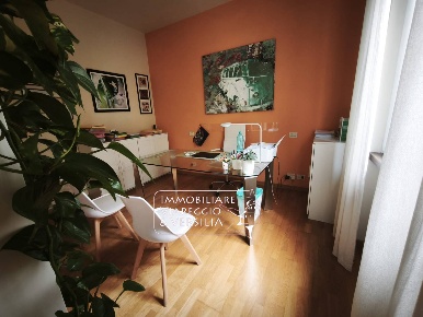Foto Ufficio a Viareggio Centro di 15 m² con 1 locali in affitto