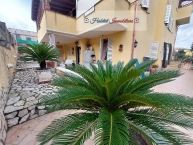 Foto Appartamento a Anzio di 80 m² con 4 locali in vendita