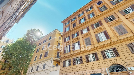 Foto Appartamento in Via Alfieri 10, Roma Esquilino di 125 m² con 4 locali