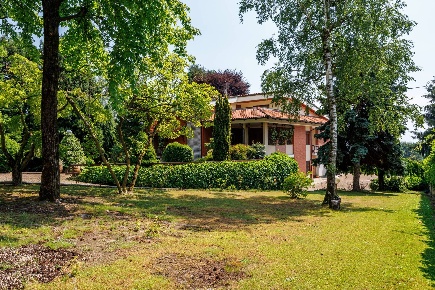 Foto Villa unifamiliare in Borgata Porta - Strada Del Ciom, Cumiana Centro