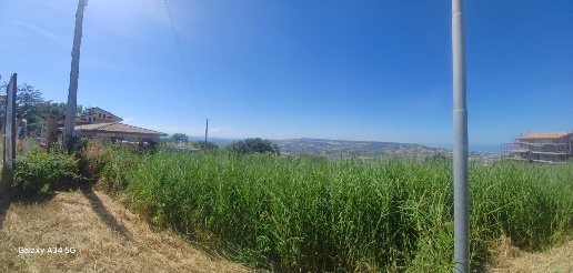 Foto Terreno residenziale a Colonnella di 5000 m² in vendita