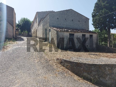 Foto Rustico in borgo mallia snc, San Mauro Castelverde di 797 m²