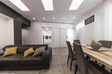 Foto Appartamento in Via Santa Lucia, Napoli Santa Lucia di 105 m²
