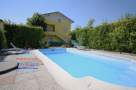 Foto Villa unifamiliare in VIA CENTO 117/A, San Giovanni in Persiceto