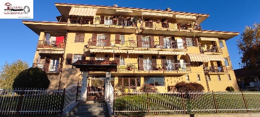 Foto Appartamento in Via Pietro Micca 18, Gaglianico di 94 m² con 4 locali