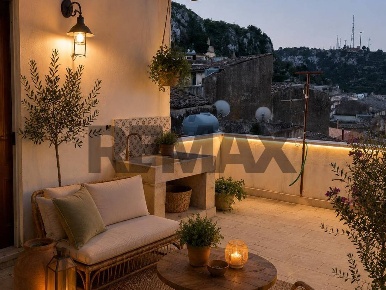 Foto Casa indipendente in Vicolo Barone 6 - 8, Modica Modica Alta di 175 m²