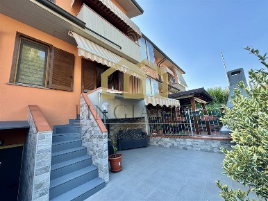Foto Villa a schiera in via puccini, Cornegliano Laudense Muzza Sant'Angelo