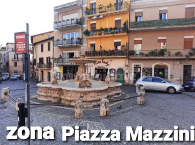 Foto Appartamento in Via San Pietro, Velletri Centro Storico di 70 m²