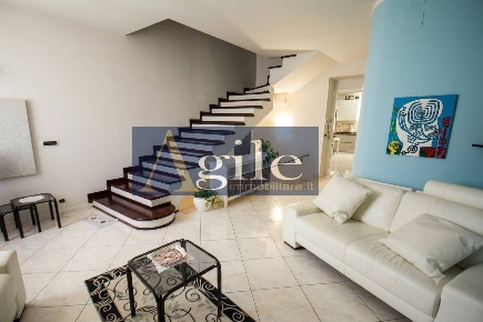 Foto Casa indipendente in via Piave, Spinetoli Pagliare di 270 m²