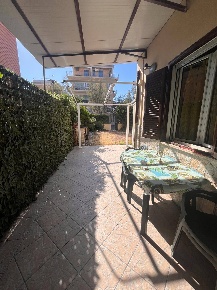 Foto Appartamento in Via Delle Oceanine, Roma Ostia Ponente di 41 m²