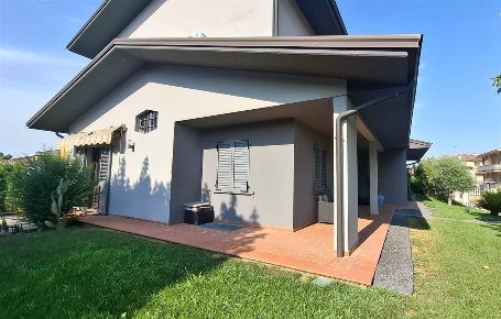 Foto Villa a schiera in VIA ZUCCHI N 8, Piacenza di 167 m² in vendita