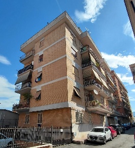 Foto Appartamento in Via Poerio 14, Guidonia Montecelio Villanova di 100 m²