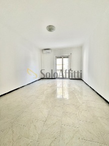 Foto Appartamento in Via Davide Lopez 1, Bari Libertà di 118 m² in affitto