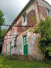 Foto Villa singola in Via Barroccia 1, Carrara Centro di 90 m² con 6 locali
